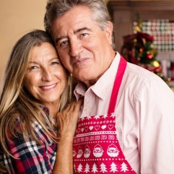 senior-couple-posing-together-christmas_1187-703 senior-couple-posing-together-christmas_1187-703